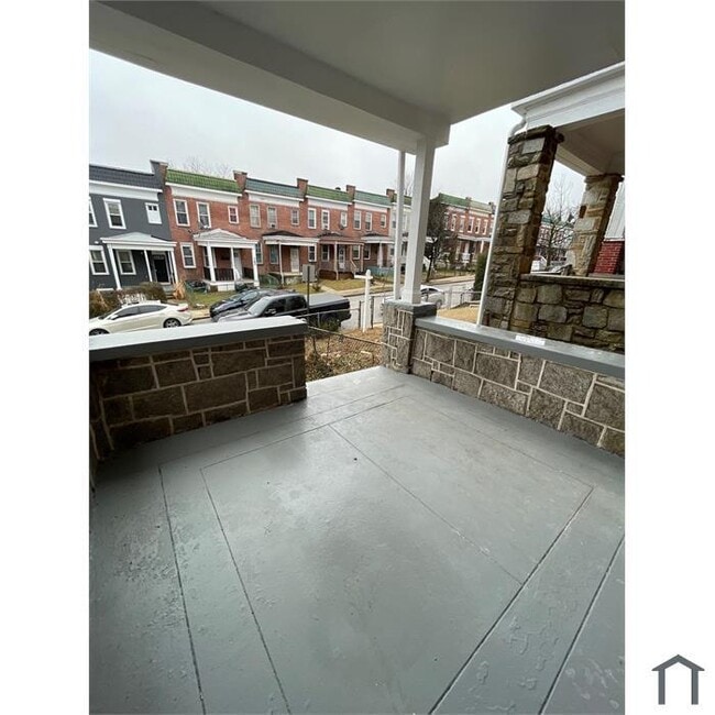 Photo - 3 Bedrooms 1.5 Bathrooms