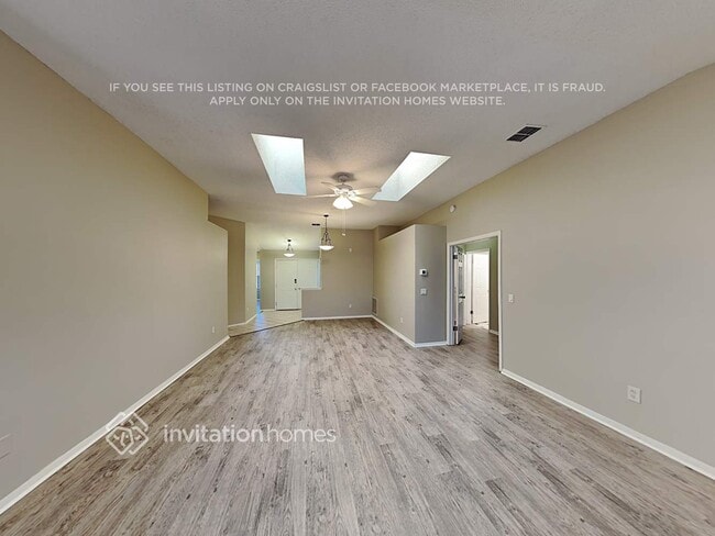 Photo - 11252 Stoney Point Ln W