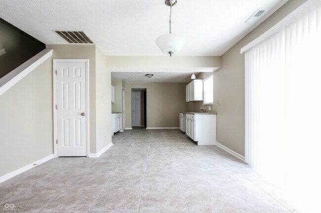 Photo - 3102 Salamonie Dr