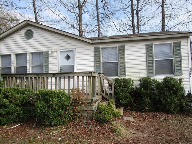 Building Photo - 15182 Paradise Cove Dr Rental