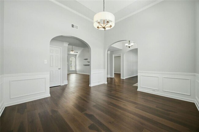 Photo - 572 Staghorn Ln