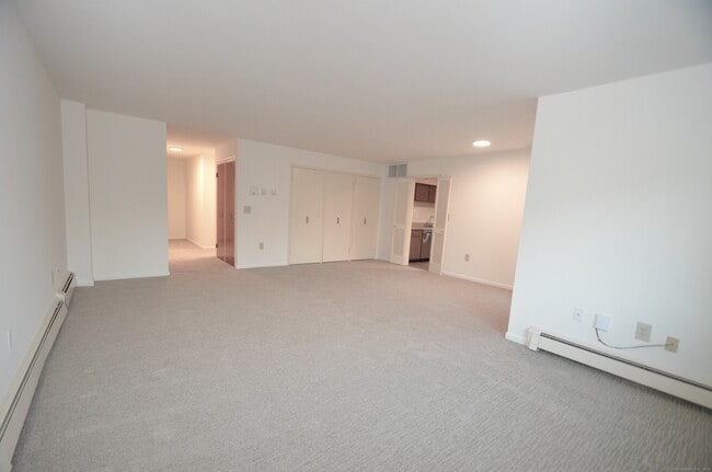 Photo - 3900 Park Ave