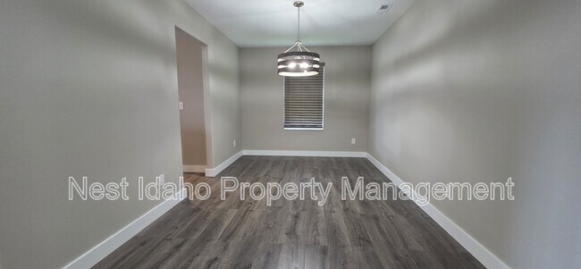 Photo - 157 E Murtaugh Lake Dr