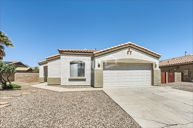 Building Photo - 5561 S Lemon Tree Dr