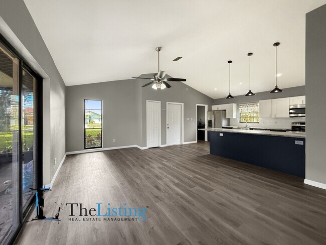 Photo - 766 91st Ave N