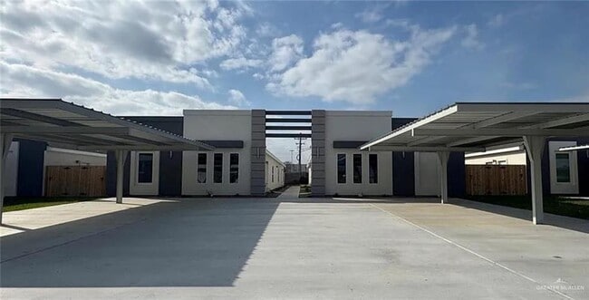 Building Photo - 10 E Walnut Ave Unit 4