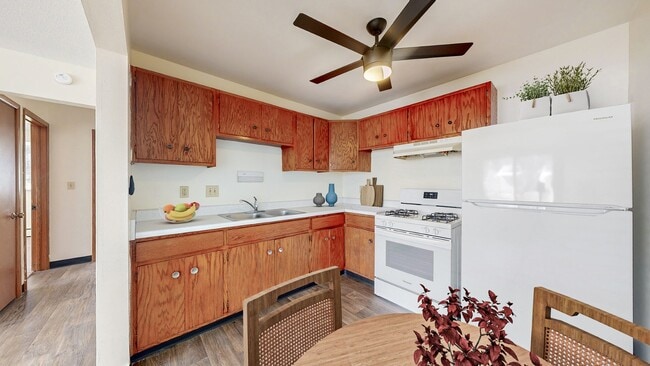 Photo - South Pleasant Apartments