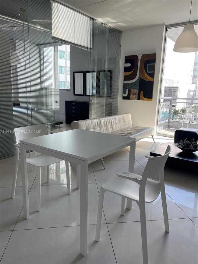 Photo - 690 SW 1st Ct Unit 1021