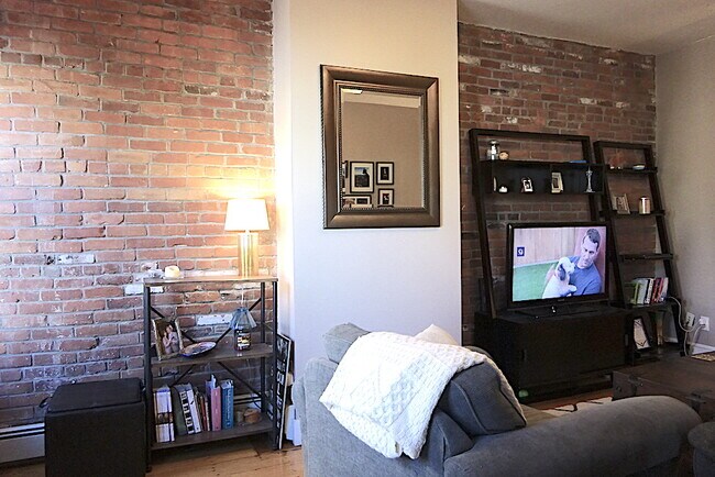 Photo - 1228 Cambridge St Unit 1