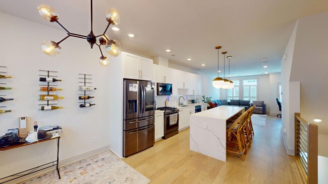 Photo - 1025 Wesley Terrace Ave - Elevated townhome living in the heart of Wesley Heights / FreeMoreWest