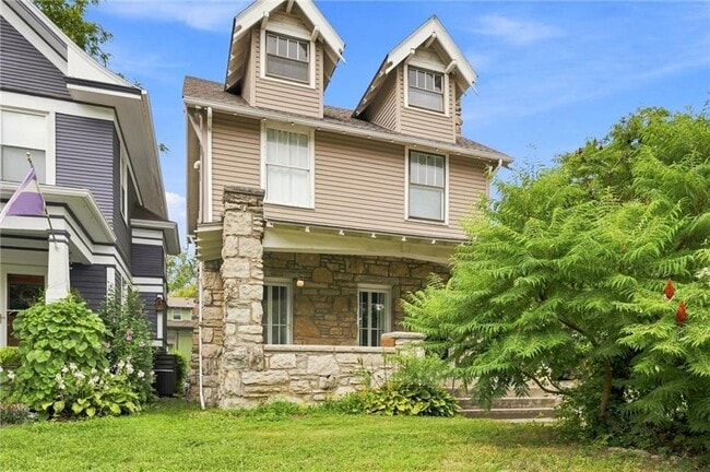 Photo - 4200 Mercier St