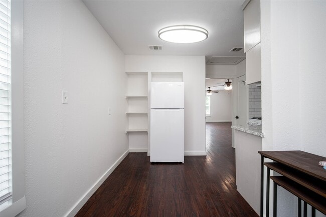 Photo - 1911 Forest Hill Blvd