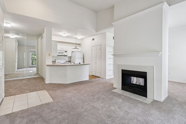 Photo - Oaks Hackberry Creek