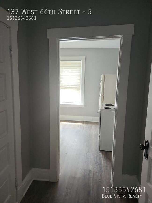 Photo - 137 W 66th St Unit 5