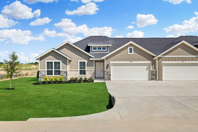 Photo - LUXURIOUS DUPLEX LOCATED ON 1-ACRE LOT IN MIDLOTHIAN, TX!
