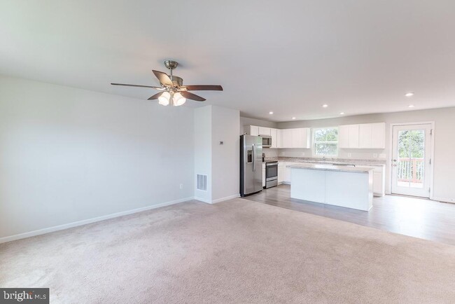 Photo - 163 Emmet St