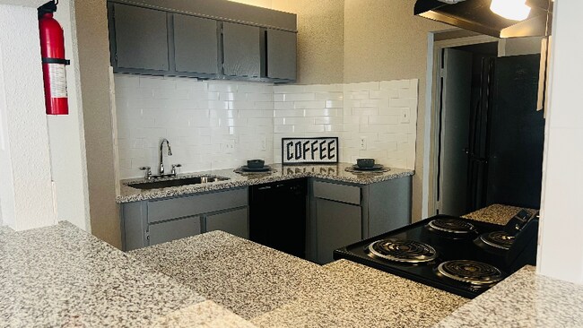 Photo - 5655 Glenmont Dr Apartment Unit 416