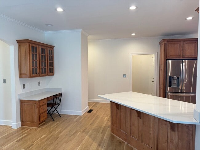 Photo - Stunning 5BR Executive Style Home in Brentwood