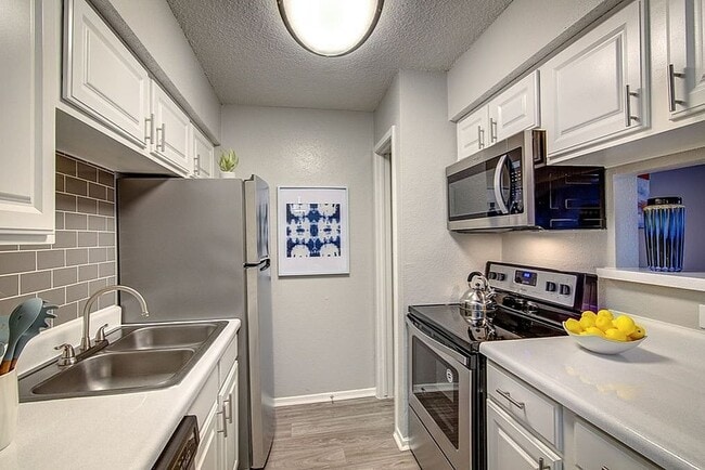 Building Photo - ReNew Seabrook