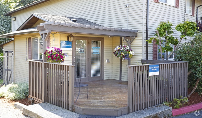 Community Leasing Office