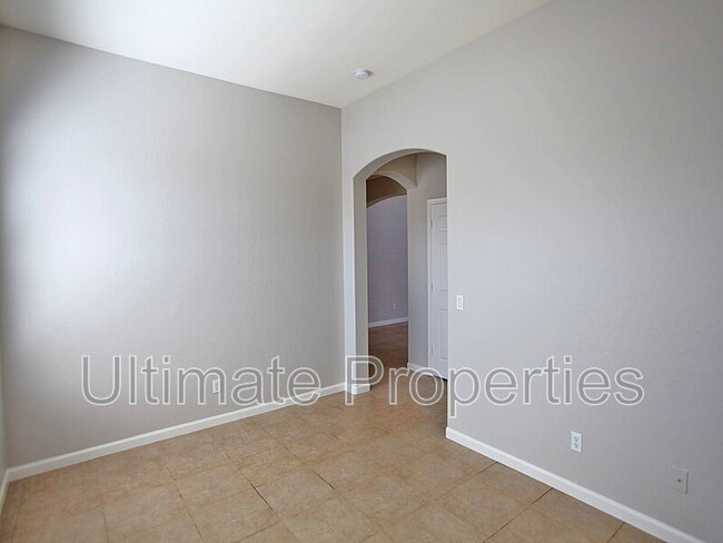 Photo - 8636 W Brown St
