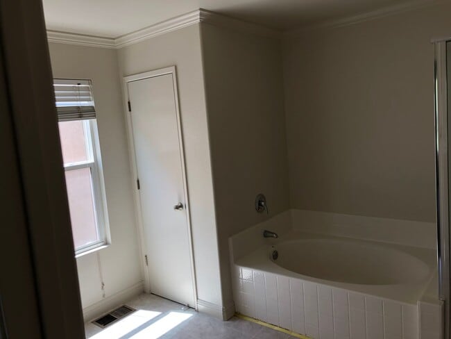 Photo - 3711 Compass Pointe Ave