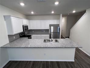 Photo - 807 S 6th St