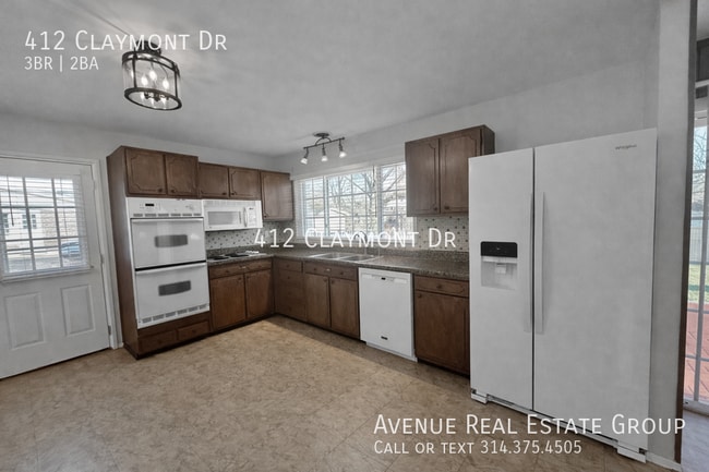 Photo - 412 Claymont Dr