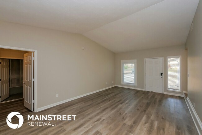 Photo - 8557 Peartree Ct