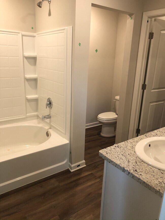 Photo - 28384 Longfellow Ln