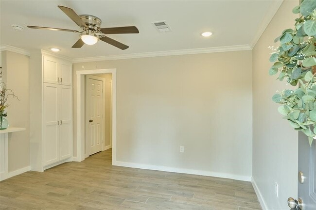 Photo - 309 S Magnolia St