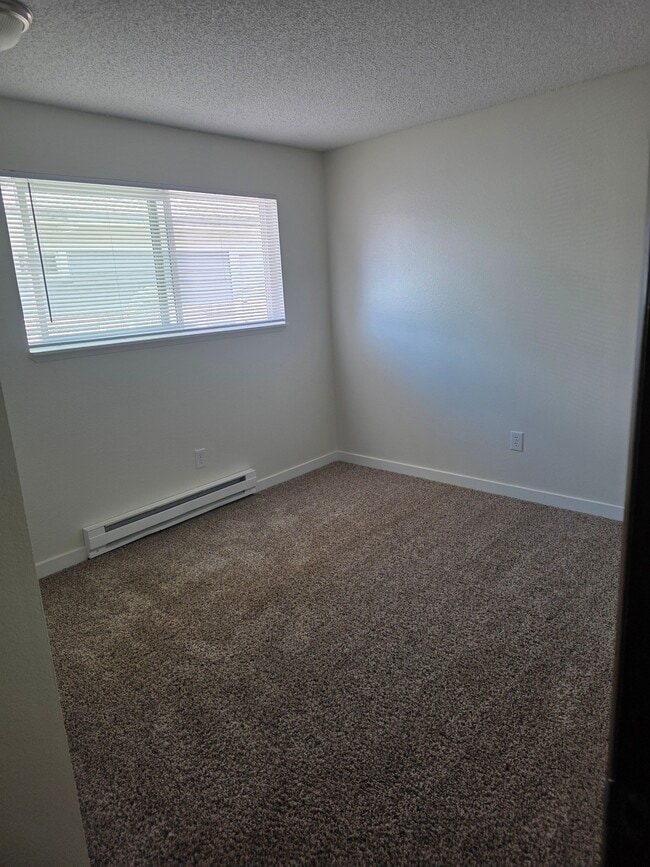 Photo - Kingston Manor