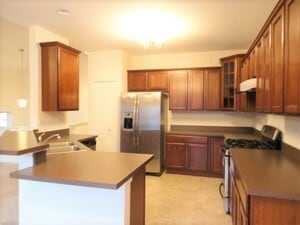 Photo - 429 Grosvenor Ln