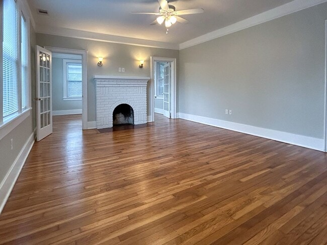 505 E 51st St Unit B (Upper)