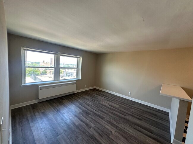 Photo - The Empire Building