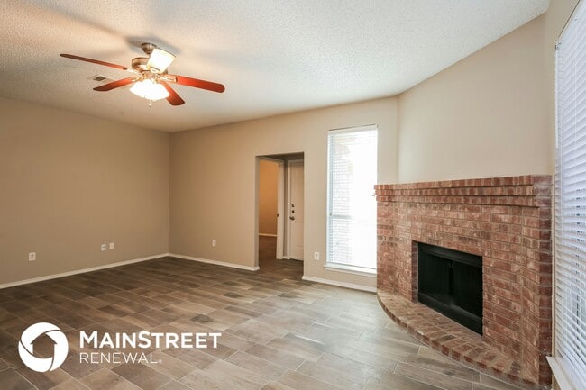 Photo - 8724 Limestone Dr