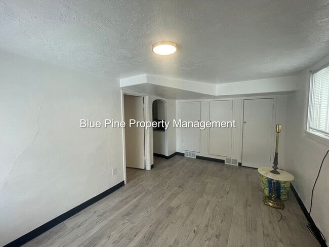 Photo - 110 1/2 4th Street