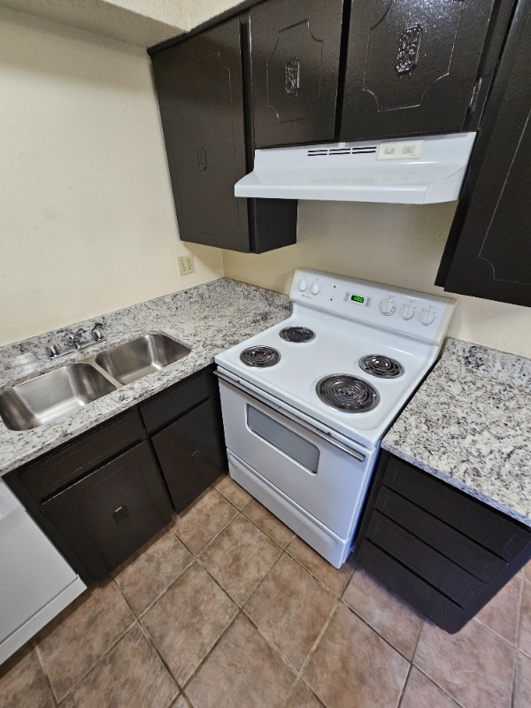 Photo - 1900 Sam Bass Blvd