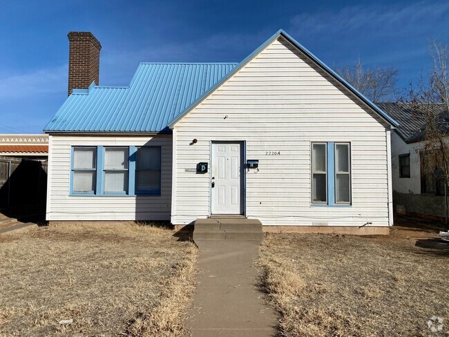 Building Photo - 2220 15th St Unit A Rental