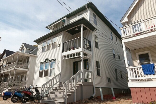 520 W Mifflin St