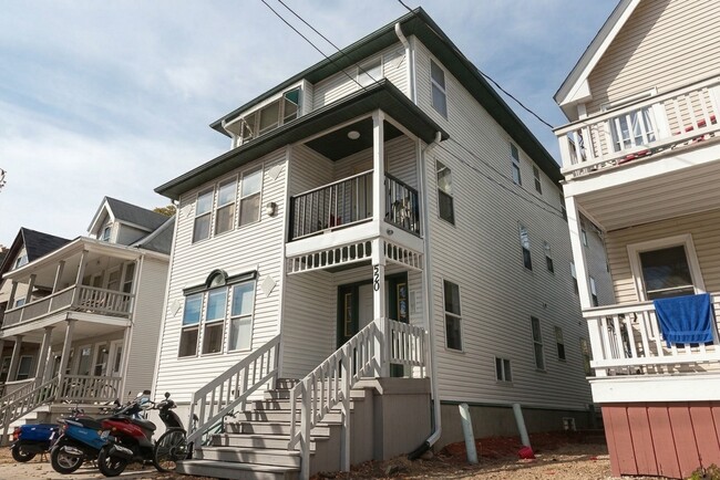 Photo - 520 W Mifflin St