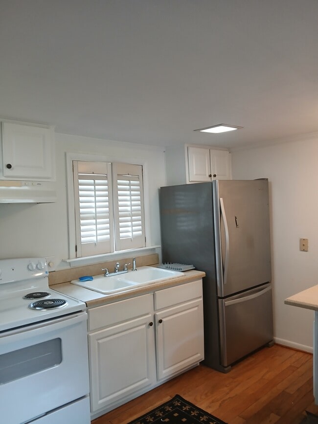 Photo - 1209 Willow Ave