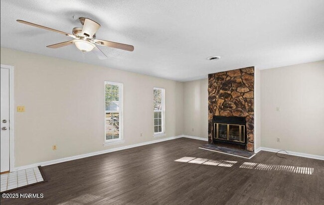 Photo - Beautiful 3 Bedroom Home-210 Country Rd. $...