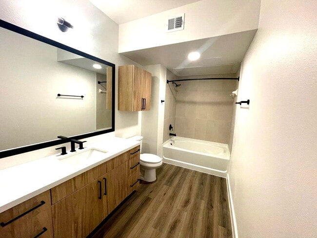 Photo - 701 Saginaw Sq Blvd Unit 02216