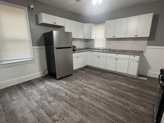 Photo - 143 Myrtle St