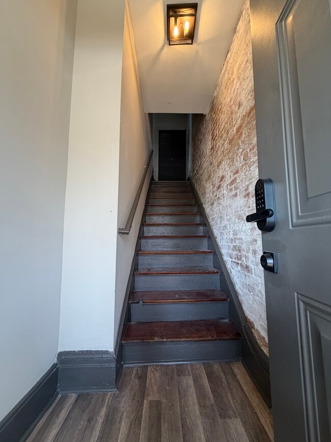 Photo - 2201 Kemper Ln Unit LOFT AT 2201 KEMPER LN