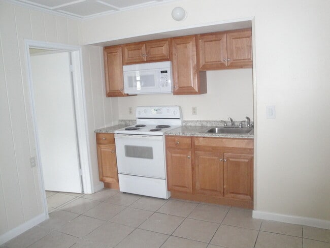 Photo - 1101 Summer St Unit A