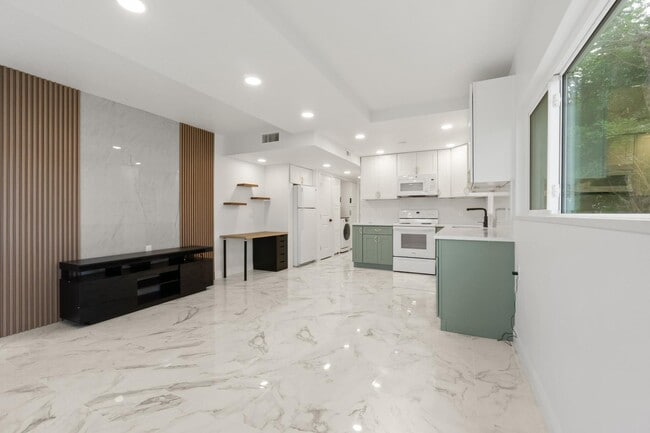 Photo - 3675 Gulf Blvd