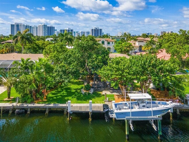 Photo - 454 Tamarind Dr