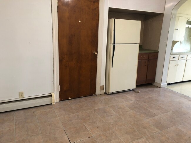 Photo - 1322 W Main St Unit 2
